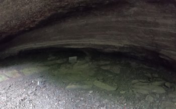 鬼の岩屋 洞内