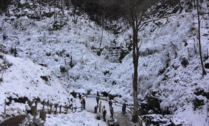 あしがくぼの氷柱